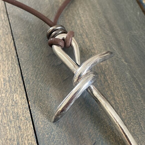 Rustic Silver Barbed Wire Twisted Nail Cross w/16” Leather Necklace (W8) - Picture 3 of 7